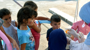 يوم ترفيهي ودعم نفسي للأطفال بعد تفجير بيروت في منطقة الكارنتينا