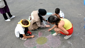 يوم ترفيهي ودعم نفسي للأطفال بعد تفجير بيروت في منطقة الكارنتينا