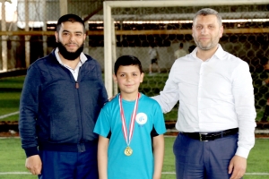 تتويج الفرق الفائزة بالمراكز الأولى بدوري الليغا الأول في أكاديمية الفرقان FFA