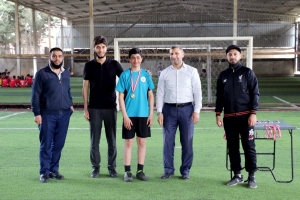 تتويج الفرق الفائزة بالمراكز الأولى بدوري الليغا الأول في أكاديمية الفرقان FFA