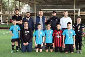 تتويج الفرق الفائزة بالمراكز الأولى بدوري الليغا الأول في أكاديمية الفرقان FFA