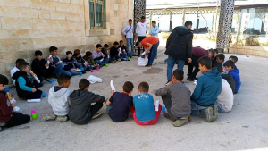 فتيان عالم الفرقان في قلعة عنجر الأموية الإسلامية وأوقاف تل النبي