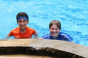 رحلة مائية إلى عيون السمك لطلاب عالم الفرقان في طرابلس