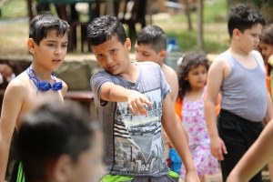 رحلة مائية إلى عيون السمك لطلاب عالم الفرقان في طرابلس