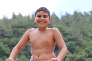 رحلة مائية إلى عيون السمك لطلاب عالم الفرقان في طرابلس