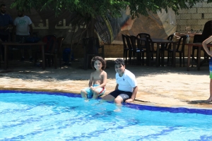 رحلة مائية إلى عيون السمك لطلاب عالم الفرقان في طرابلس