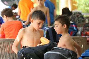 رحلة مائية إلى عيون السمك لطلاب عالم الفرقان في طرابلس