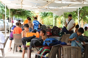 رحلة مائية إلى عيون السمك لطلاب عالم الفرقان في طرابلس