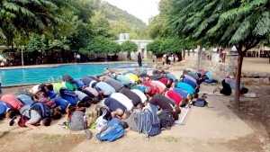 رحلة مائية إلى عيون السمك لطلاب عالم الفرقان في طرابلس