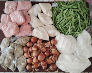 صنائع المعروف: توزيع الوجبات الباردة على الأسر المتعففة في طرابلس خلال شهر أيلول