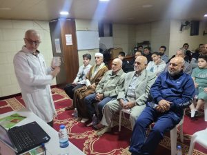 منافع السواك ومضار التدخين.. محاضرة في بشامون مع د. عماد قنواتي