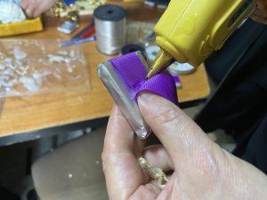 لتعزيز دورها في الأسرة والمجتمع.. انطلاق دورة تزيين الشوكولا لأمهات مؤسسة نماء في طرابلس ضمن برنامج تمكين المرأة