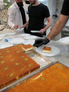 بسمتك بهجة عيدي.. إفطار لأبناء مؤسسة نماء في طرابلس