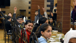 فرحة وأجر: إفطار جماعي لأبناء مؤسسة نماء في مطعم الصديق - طرابلس