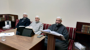 إجازة الشيخ علي عبود الحمادة بالقراءات العشر الكبرى في دار القرآن الكريم - بيروت