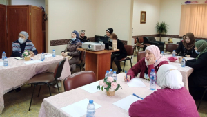 قرّي عينًا.. انتهاء المسار الأول (المسار النفسي) مع المتخصصة في علم النفس التربوي والأسري أ. فيروز العشي | حنايا