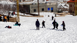 رحلة ثلجية إلى جبال اللقلوق لطلاب عالم الفرقان في طرابلس
