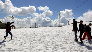 رحلة ثلجية إلى جبال اللقلوق لطلاب عالم الفرقان في طرابلس