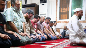 رحلة هداية في لبنان.. أسبوع دعوي حافل للشيخ الداعية عبد الرحيم مكارثي