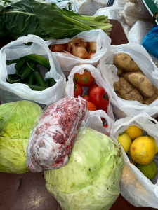 صنائع المعروف.. توزيع وجبات الإفطار الباردة والسحور وحلو العيد على العائلات المستحقة في طرابلس