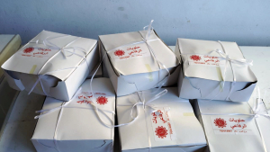 صنائع المعروف.. توزيع وجبات الإفطار الباردة والسحور وحلو العيد على العائلات المستحقة في طرابلس