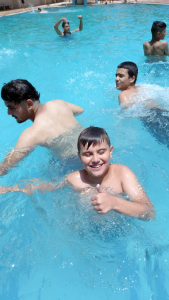 رحلة مائية لطلاب "نادي الفرقان الصيفي" في بيروت إلى مسبح منشآت ذي النورين، داريا - الشوف