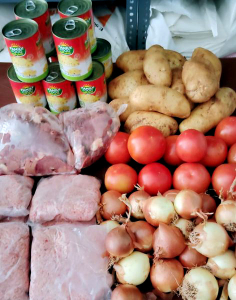 صنائع المعروف: توزيع الوجبات الباردة على الأسر المتعففة في طرابلس خلال شهر تشرين الأول