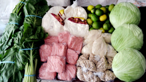 صنائع المعروف: توزيع الوجبات الباردة على الأسر المتعففة في طرابلس خلال شهر تشرين الأول