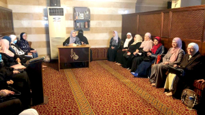 دورة في "تفسير وتدبر سورتَي الحجرات والأحزاب" للنساء في صيدا
