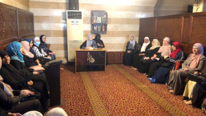 دورة في "تفسير وتدبر سورتَي الحجرات والأحزاب" للنساء في صيدا