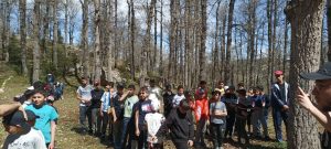 هايكينغ، ألعاب جماعية، أخوّة، وروح تنافسية.. طلاب عالم الفرقان يتألقون في مغامرة غابة العزر