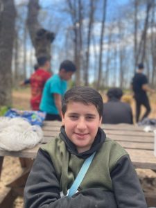 هايكينغ، ألعاب جماعية، أخوّة، وروح تنافسية.. طلاب عالم الفرقان يتألقون في مغامرة غابة العزر