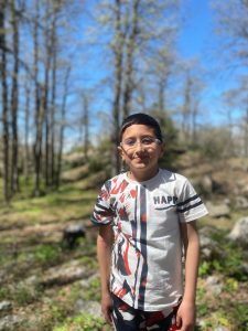 هايكينغ، ألعاب جماعية، أخوّة، وروح تنافسية.. طلاب عالم الفرقان يتألقون في مغامرة غابة العزر