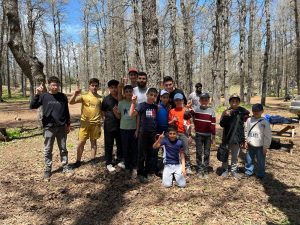 هايكينغ، ألعاب جماعية، أخوّة، وروح تنافسية.. طلاب عالم الفرقان يتألقون في مغامرة غابة العزر