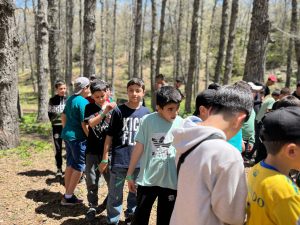 هايكينغ، ألعاب جماعية، أخوّة، وروح تنافسية.. طلاب عالم الفرقان يتألقون في مغامرة غابة العزر