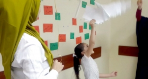 أهلا بالعيد.. نشاط مشترك للأمهات والبنات في طرابلس