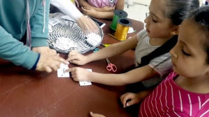 أهلا بالعيد.. نشاط مشترك للأمهات والبنات في طرابلس