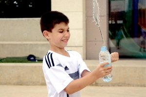 عالمي الصيفي (i guide summer camp) خمس أسابيع من المرح والفائدة بأحدث الأساليب التعليمية التشاركية