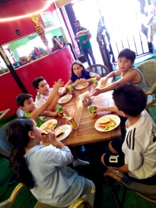 عالمي الصيفي (i guide summer camp) خمس أسابيع من المرح والفائدة بأحدث الأساليب التعليمية التشاركية