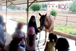 ركوب الخيل، باتشوورك، سباحة، ومهارات مختلفة في الأسبوع الثالث من دورة عالمي الصيفي في طرابلس
