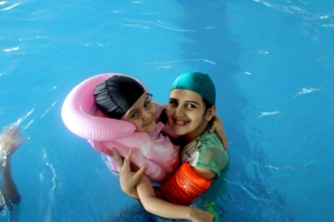 ركوب الخيل، باتشوورك، سباحة، ومهارات مختلفة في الأسبوع الثالث من دورة عالمي الصيفي في طرابلس