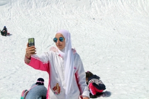 رحلة ثلجية إلى جبال الأرز لفتيان وفتيات عالم الفرقان في طرابلس