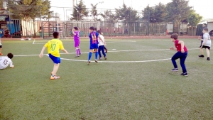 التقوى أقوى.. كرة قدم وإفطار لطلاب عالم الفرقان أسبوعياً في بيروت