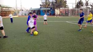 التقوى أقوى.. كرة قدم وإفطار لطلاب عالم الفرقان أسبوعياً في بيروت