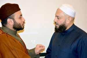 بالقرآن نرقى.. دار القرآن الكريم تكرّم أصغر حافظ فيها وثلة من المجازات وتقدّم رحلات عمرة للمتميزين