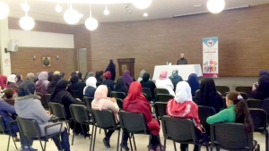 تراجع المسلمين عن دينهم.. اللقاء الثاني للشابّات من لقاءات (بوصلة الحياة) مع الشيخ حسن قاطرجي في صيدا