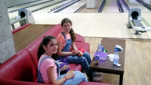 رحلة مائية لطالبات نادي الفرقان الصيفي في طرابلس