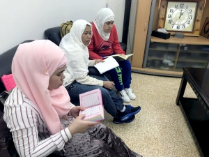 دورة شرعية جديدة للمهتديات في المنتدى للتعريف بالإسلام