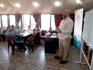 كيف تعرِّف بنفسِك للآخرين؟ - دورة مع المدرّب د. قاسم صوّان في البقاع