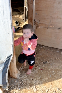 تبرعاتكم أدفأتهم.. 79.000$ حصيلة تقديمات (اجعل شتاءهم دفئاً وسلاماً)، وما زالت الحملة مستمرّة | مؤسسة نماء